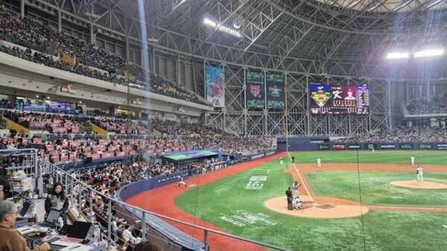 야구 대표팀 응원 위해 가득찬 고척돔…체코 평가전 1차전 매진