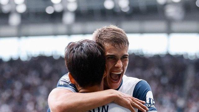 겨우 ‘3년차’인데 손흥민 주급 넘는다? 토트넘, 계약 3년 반 남은 DF와 ‘최고 대우’ 재계약 예정