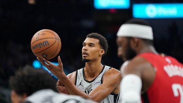 '웸반야마 후반 18점 폭발' 샌안토니오, 연패 끊고 휴스턴 제압