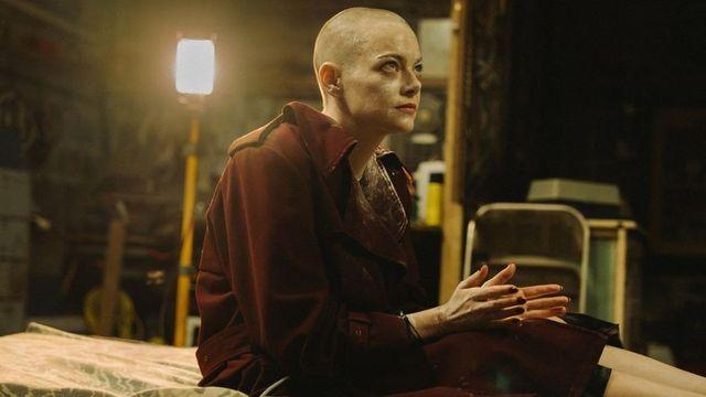 ‘부고니아’, 리메이크의 이유를 증명하다…22년 만에 재탄생한 ‘지구를 지켜라’