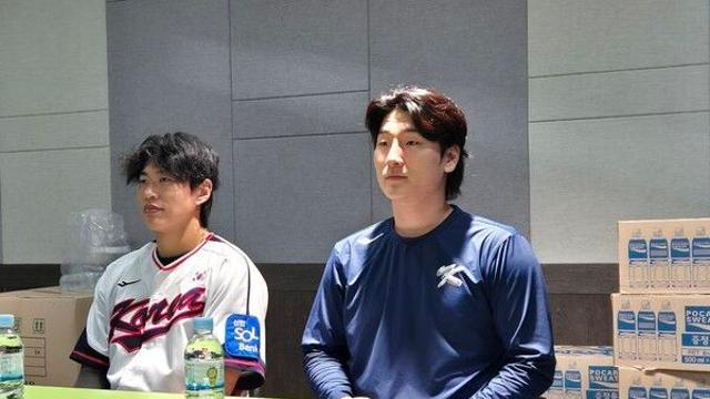 직구 156㎞ 찍은 곽빈 