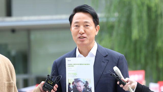 오세훈, 여론조사비 대납 의혹으로 첫 특검 출석…명태균과 대질 신문