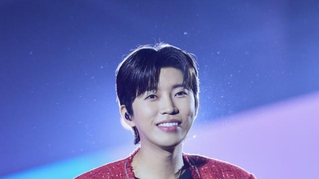 임영웅, 'I'm Not The Only One' 무대 영상 1000만 뷰 달성… 98번째 천만 뷰 기록, 독보적 감성 보이스 '화제'