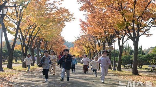 대구·경북, 흐리고 곳곳 비 '최대 20㎜'…아침 8도·낮 20도
