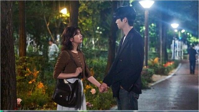 정소민, 한밤중 거리에서 최우식 직진 포옹…‘심쿵 위로' 예고('우주메리미')