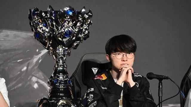 T1, 사상 첫 롤드컵 3연패…페이커 