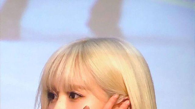 트와이스 미나를 예뻐하는 사나