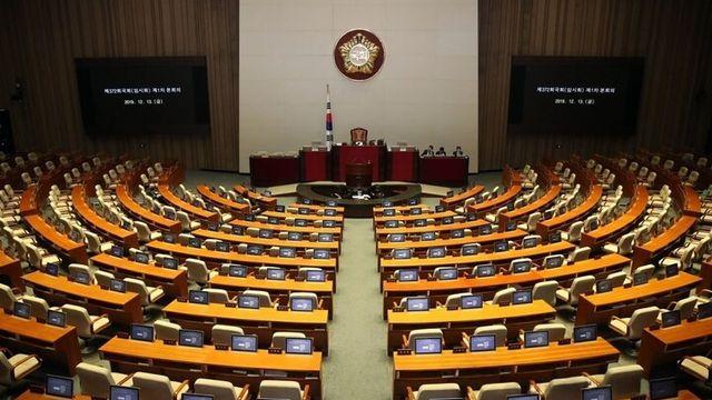 11월 국회 ‘반도체 전쟁’ 예고···주52시간 특례 놓고 충돌 불가피