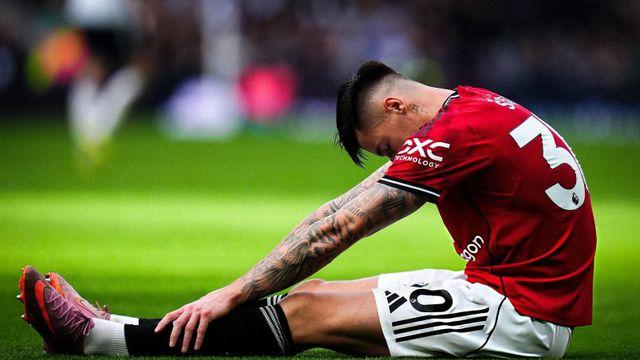 1월 이적시장서 FW 또 사와야 해? 골 못넣는 공격수라도 필요한데…바람잘 날 없는 맨유, 이번엔 세스코 무릎 부상에 한숨