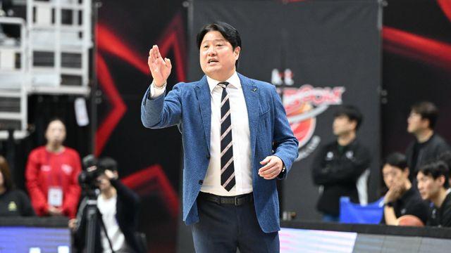 [IS 패장] ‘3연패’ 문경은 KT 감독 “내가 준비를 잘 못했다”