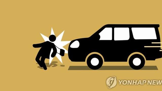 영동고속도로 여주휴게소 주차장서 SUV에 치인 60대 보행자 숨져