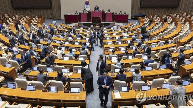 여야, '입법·예산전쟁' 앞두고 K-스틸법 등 민생법안 先처리(종합)