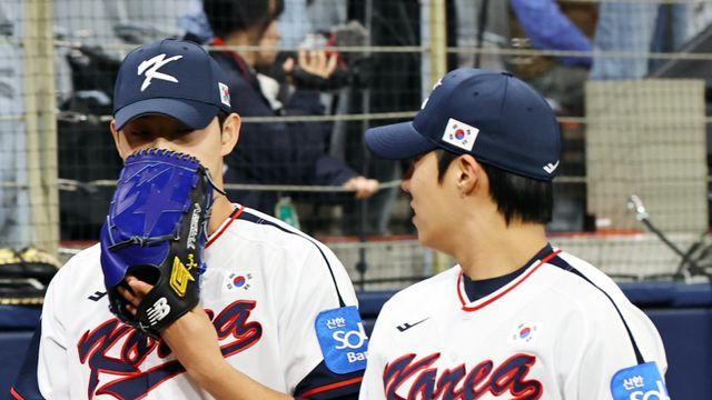 “감독이 욕심부릴 시기 아냐” 문동주-원태인 등 가을야구 치른 투수들 등판 고민인 대표팀 [SD 고척 리포트]