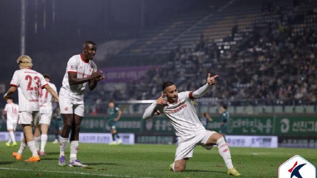 K리그2 부천, 김포 제압하며 3위로 PO 확정(종합)