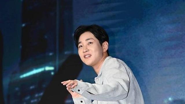 딘딘 '연예인, 화폐가치 없어' 일침 후…