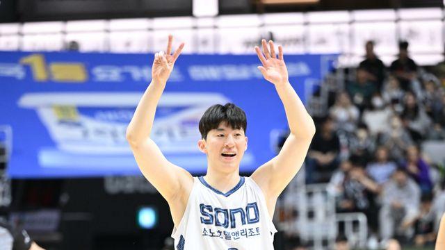 [IS 수원] 소노 빅3 52점 폭발…KT 제압하고 2연패 탈출