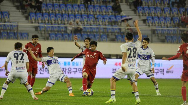 2부리그 10년 차 확정…올해도 씁쓸한 부산의 겨울