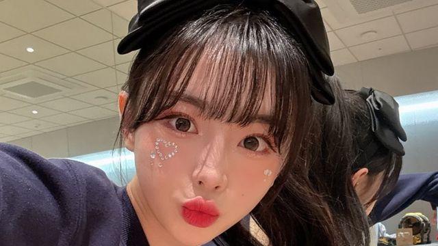 야구장에서 고백 공격 받는 여자 스타일