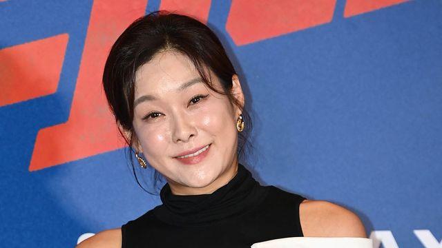 현영, 출생의 비밀 공개…