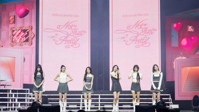 이즈나, 데뷔 첫 팬콘서트 성료…'Not Just Pretty'로 증명한 Z세대 아이콘