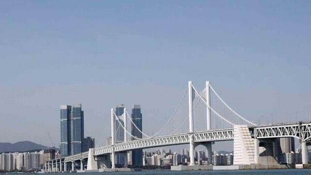 부산 대체로 맑은 날씨…낮 최고기온 16도