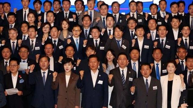 민주당, 전국지역위원장 워크숍…지선 공천룰 등 공유(종합)