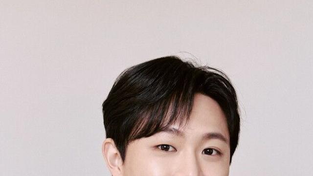 조용휘, 연말 무대에서 또 한 번의 변신…‘말리’서 1인 2역 열연 예고