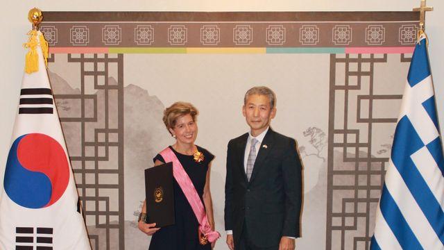 주그리스대사관, 前주한 그리스 대사에 수교훈장 수여