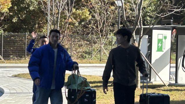 ‘韓 축구 새 보금자리’ 천안 축구종합센터 처음 입소한 태극전사…”유럽 같네요” [IS 천안]