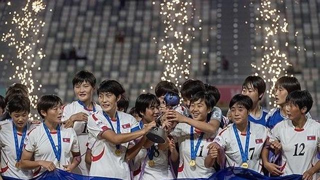 '골골골골골' 日 축구 박살!…북한에 역대급 참패했는데→