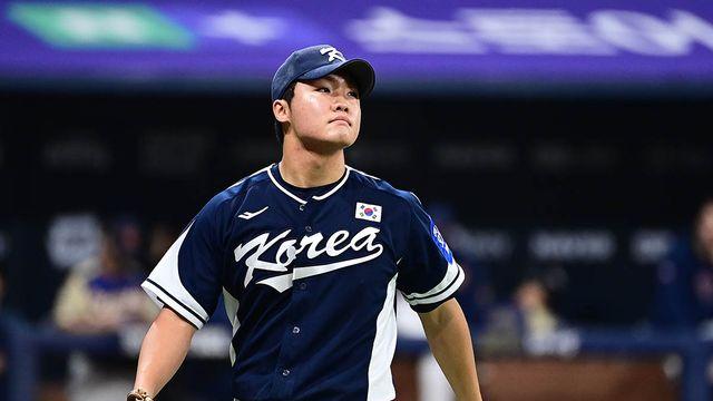 돌부처도 극찬한 19세의 돌직구…