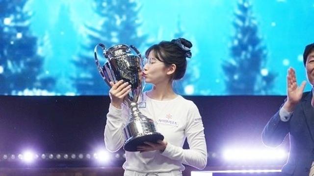 LPBA ‘원조퀸’ 이미래, 이우경에 역전승 4년9개월만에  우승…통산 다섯 번째 정상[하이원배LPBA]