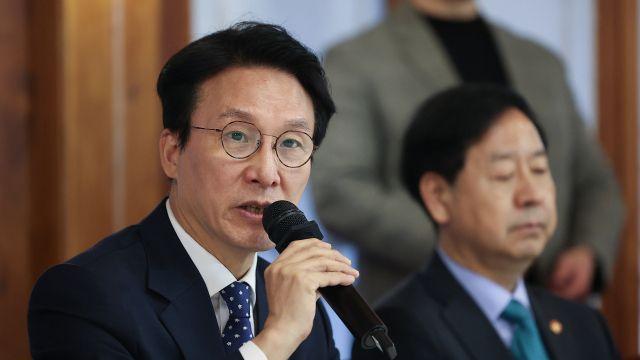 김민석 총리 “종묘 앞에 초고층 빌딩이 웬 말? 국익에 역행” 일침