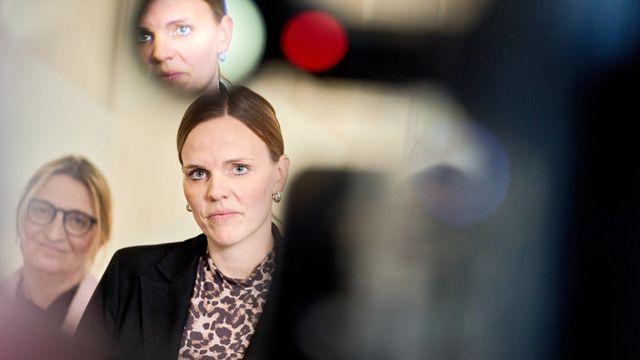 덴마크, 15세 미만 SNS 전면 금지 추진…“EU 최강 아동 보호법”