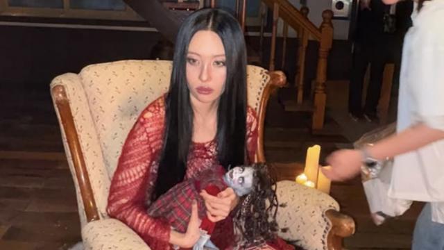 선미, ‘전신 타이즈’로 완성한 강렬 비주얼… 공포영화 한 장면 같네 [IS하이컷]