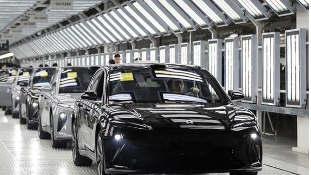 中자동차 산업, 공급과잉·출혈 경쟁 '악순환'