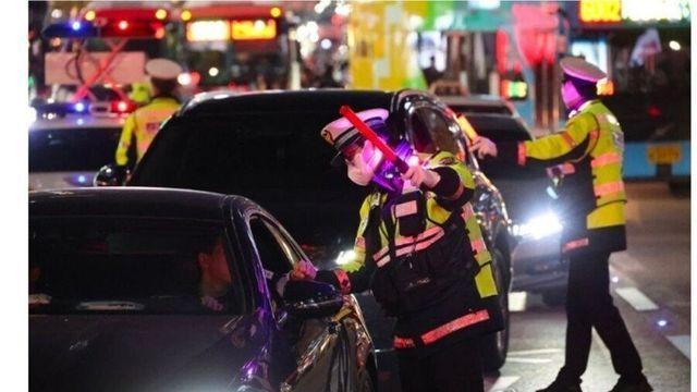 음주운전자 : 면허 정지라는게 뭐예요?