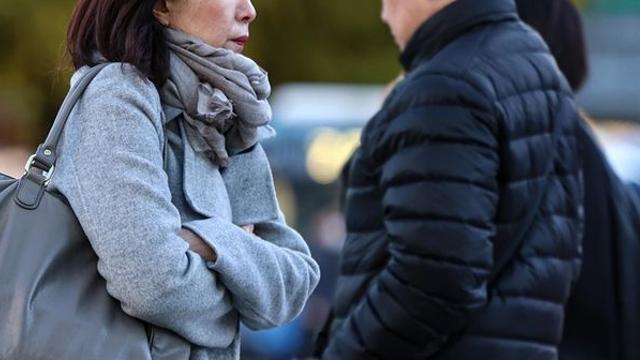 손발이 꽁꽁 얼 것 같은 요즘, 수족냉증 잡아주는 따뜻한 음식 5가지