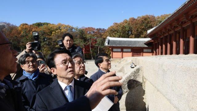 김민석 국무총리, 유네스코 세계유산 종묘 방문