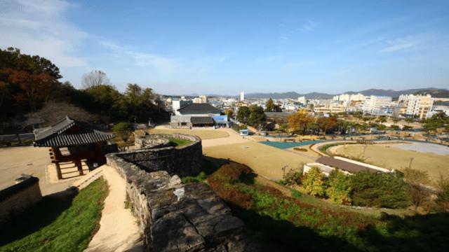 바람 부는 고창, 가을 정취를 따라 걷는 여유로운 여행
