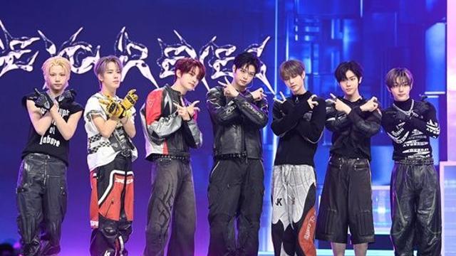 클로즈 유어 아이즈 