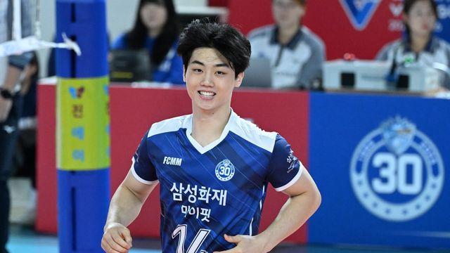 프로배구 남녀부 '최고 신인' 경쟁은…이우진·이지윤 활약 주목