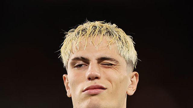 [PL STAR] 4경기 2골 2도움, 공식 이주의 팀까지...탈 맨유 효과 증명! 골칫덩이→첼시 주전 윙어로