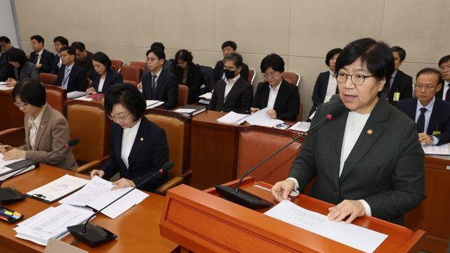 정은경 “통합돌봄 717억 증액 필요…국민연금 국고 투입 계획”