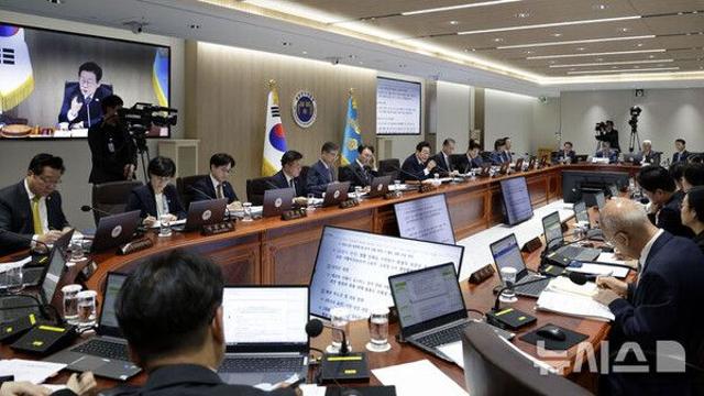 '전산망 장애' 복구 예비비 261억 추가…대구센터 이전 지원