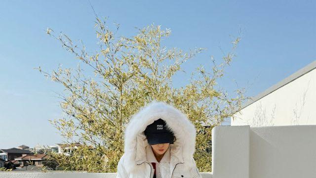 올리비아로렌, '숏패딩+롱베스트' 레이어드룩 민다