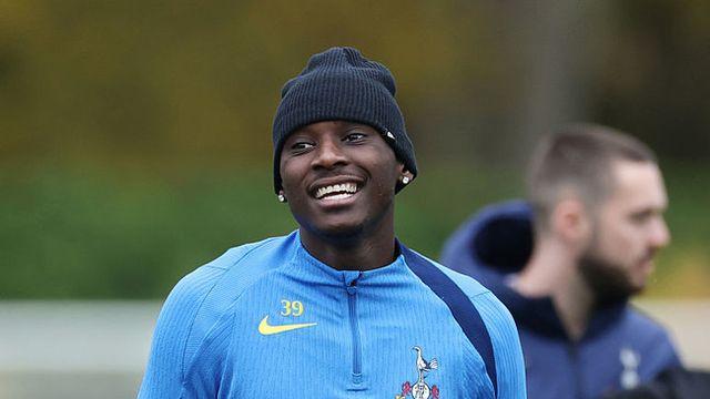 '충격' 턱뼈 부상→프랑스 대표팀 소집 해제, 6~8주 이탈 우려도...토트넘 와 안 풀리네