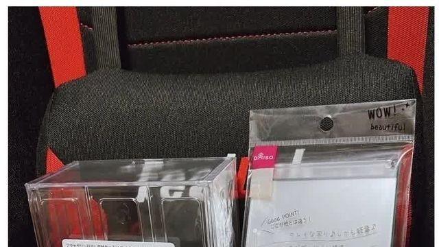 다이소 제품으로 만든 현대미술