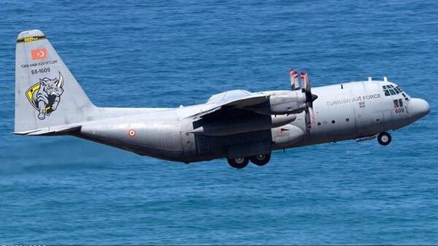 튀르키예 C-130 군 수송기, 조지아서 추락…최소 20명 탑승