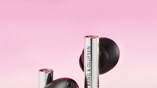 뱅앤올룹슨이 '이어피스의 개념을 새롭게 정의한다'며 선보인 이어폰